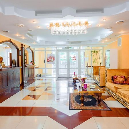 Premier Hotel Shafran Sumy Exterior photo