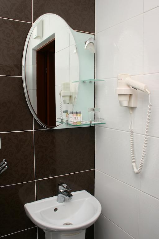 Premier Hotel Shafran Sumy Room photo